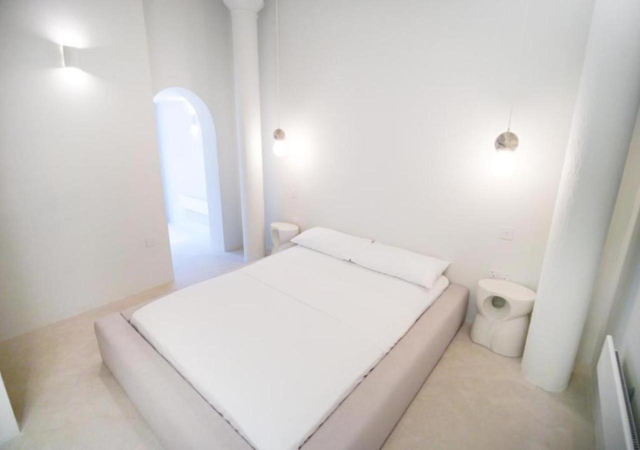 Santorini By The Heim Residences